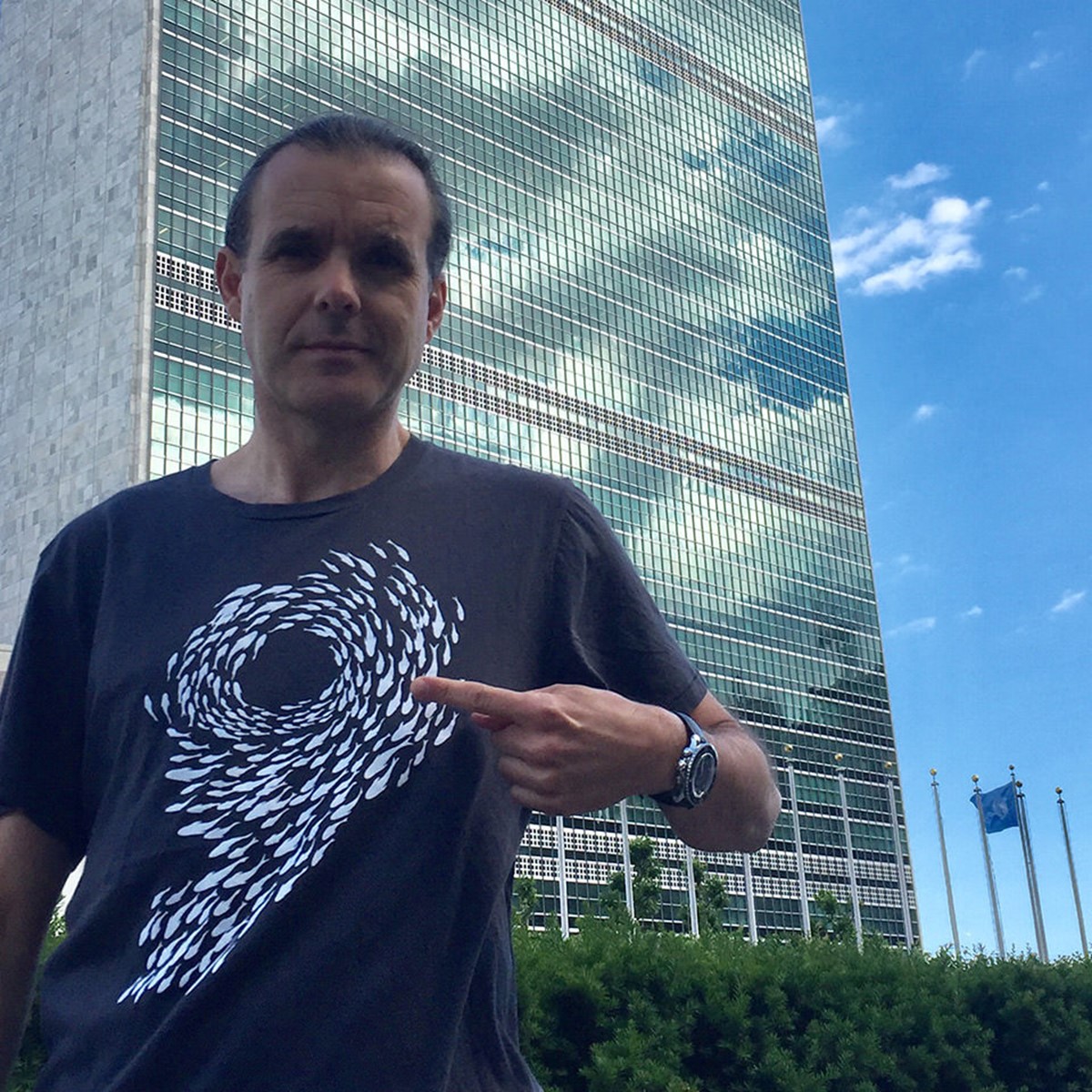 Enric Sala – NatGeo – wearing DiCaprio World Ocean Day t-shirt designed & illustrated by Superfried. 